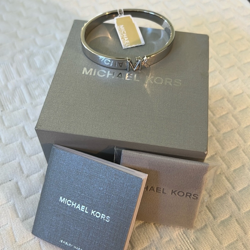 Michael Kors bangle bracelet, silver.